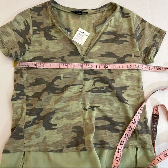 NWT Sanctuary Light green camo top | Size XS - Picture 8 of 8